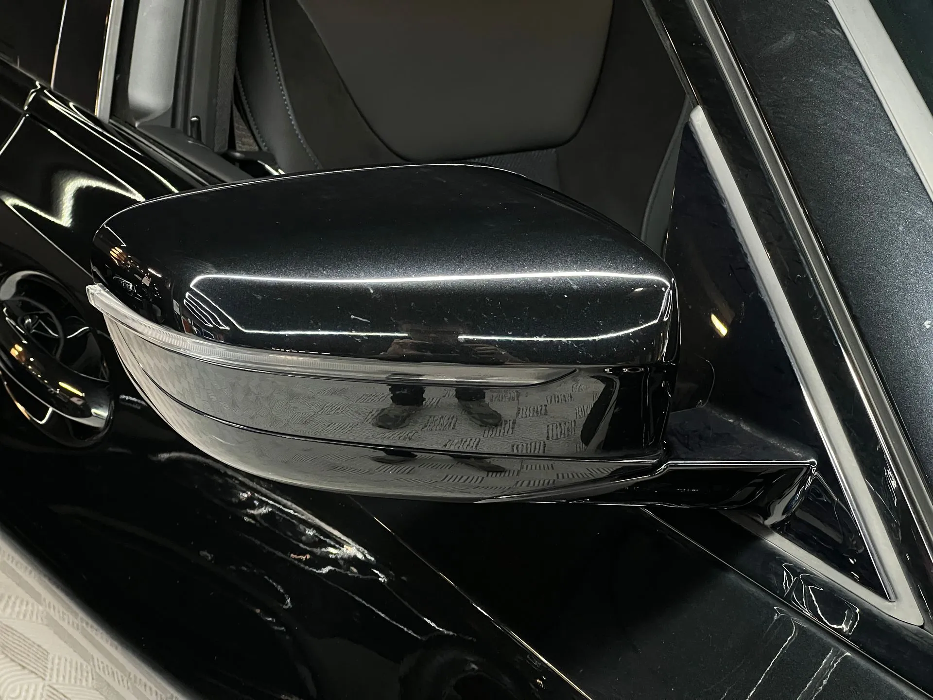 
								BMW 330I PACK M full									