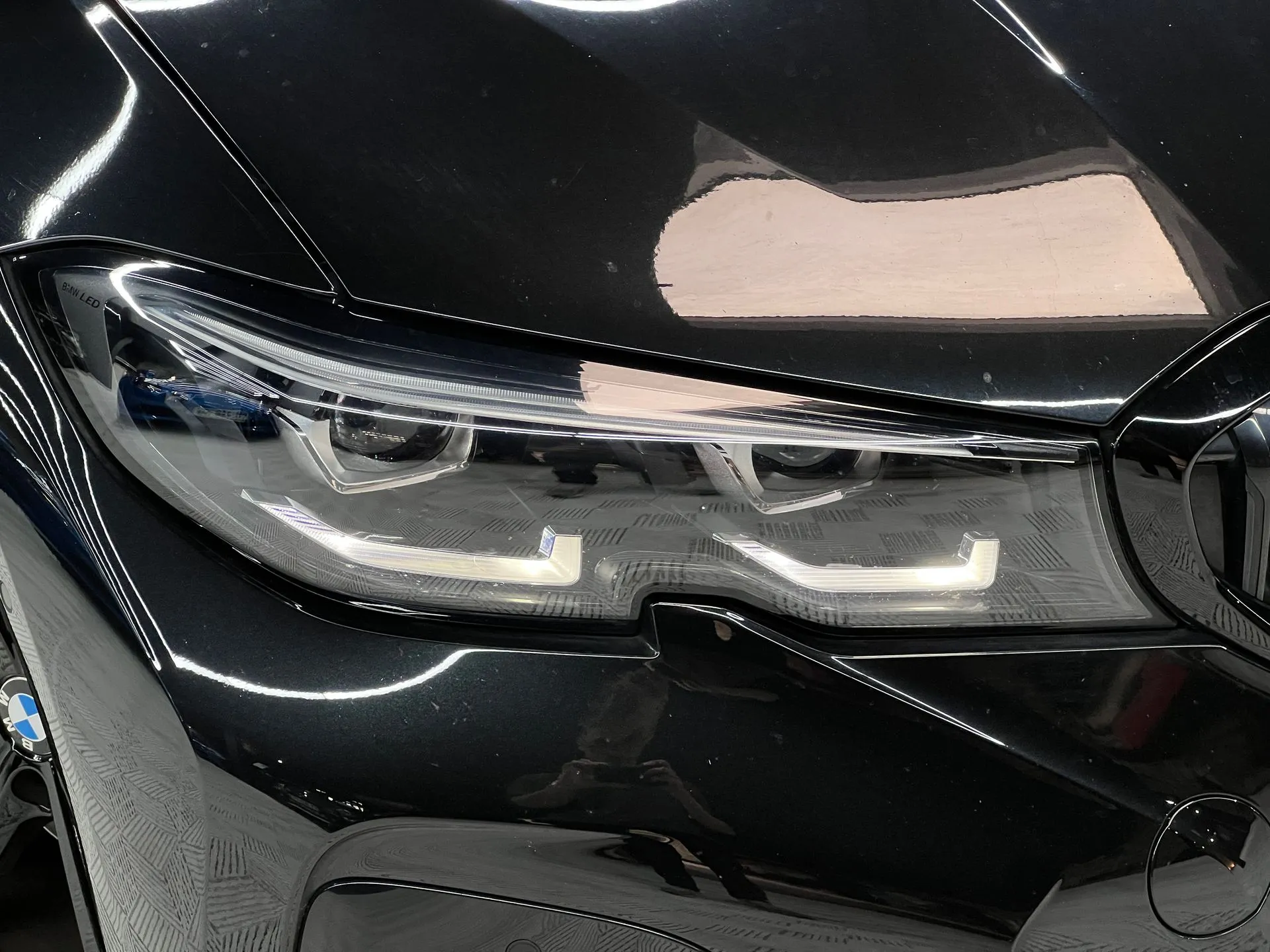 
								BMW 330I PACK M full									
