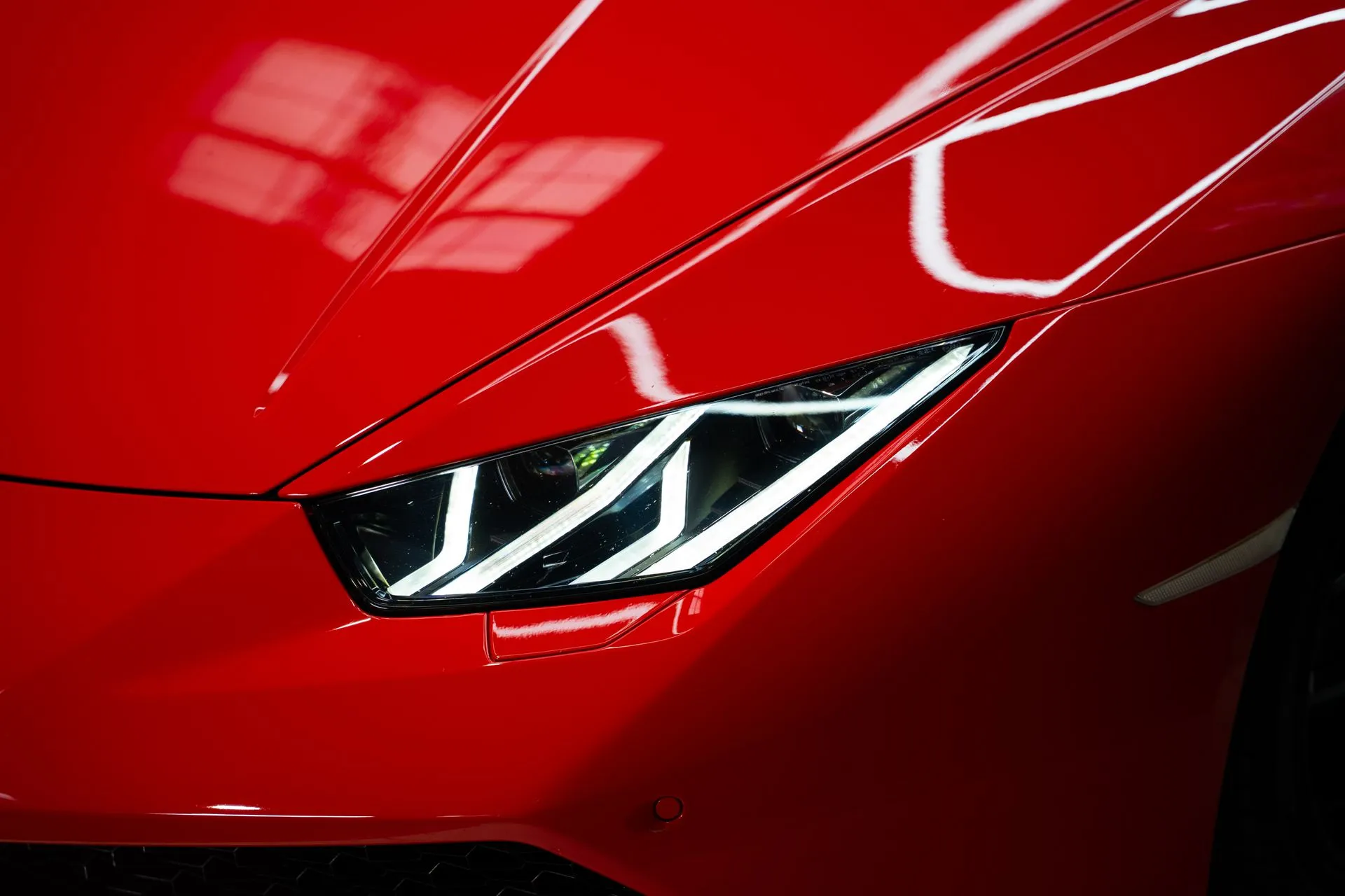 
								LAMBORGHINI HURACAN SPYDER full									