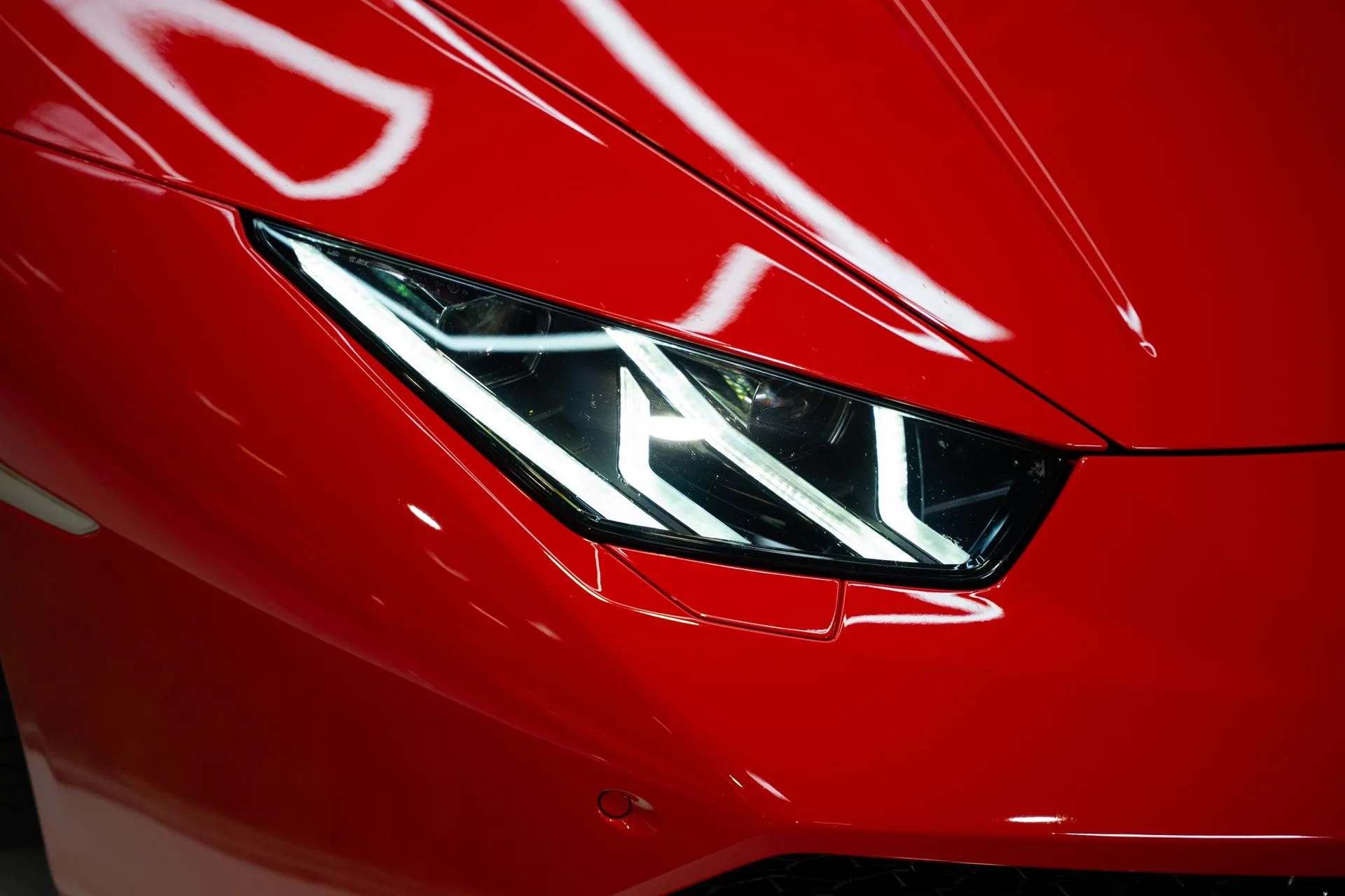 
								LAMBORGHINI HURACAN SPYDER full									
