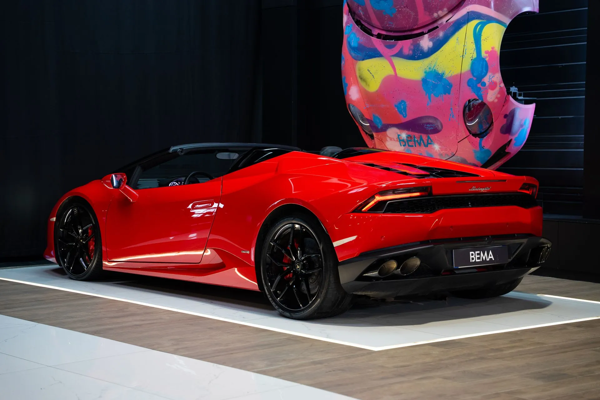 
								LAMBORGHINI HURACAN SPYDER full									