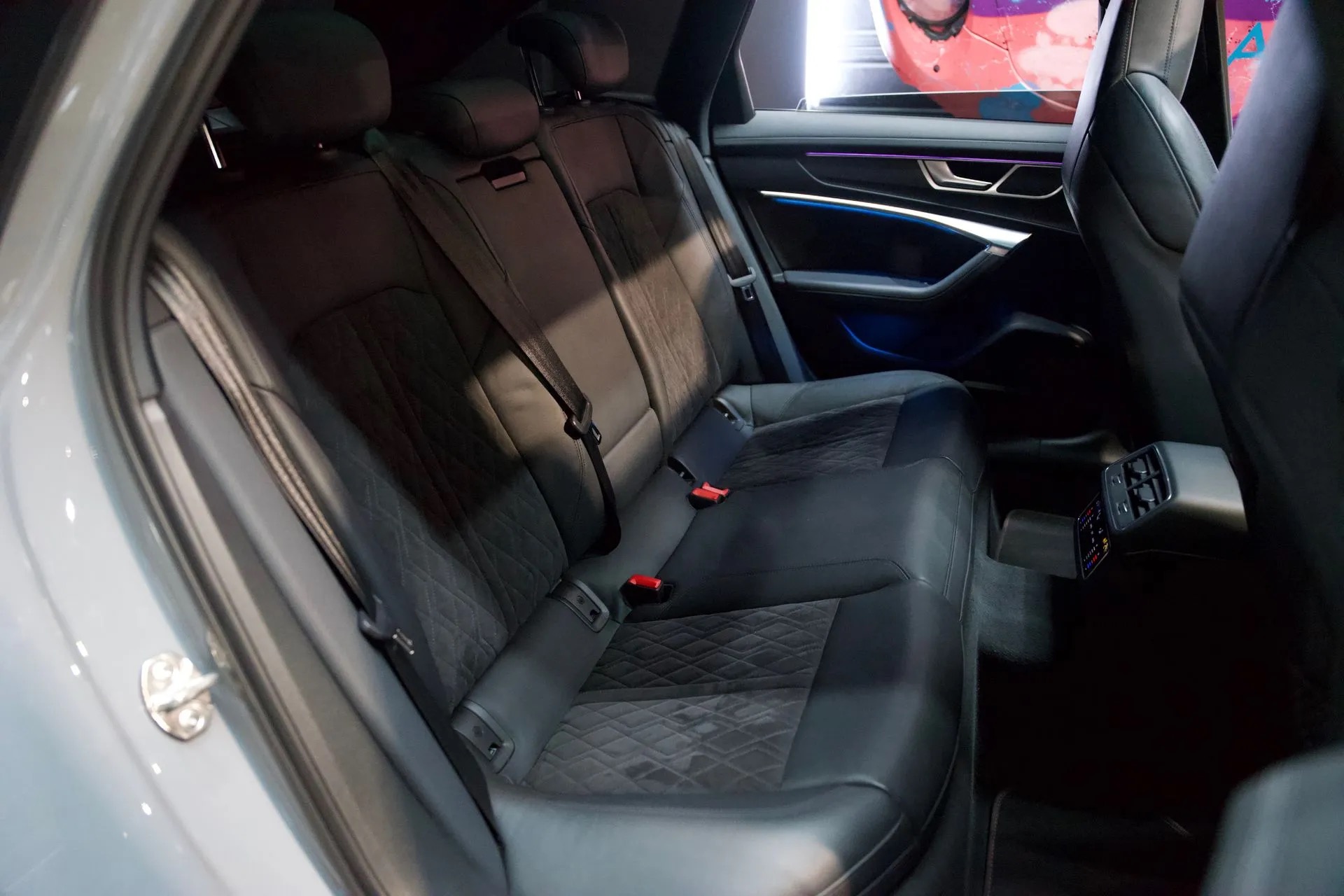 
								RS6 C8 AVANT full									
