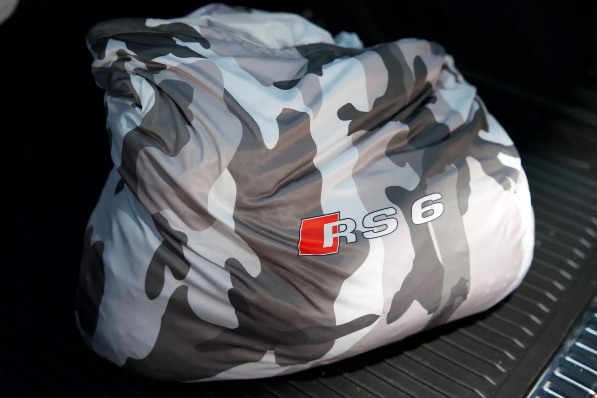 
								RS6 C8 AVANT full									