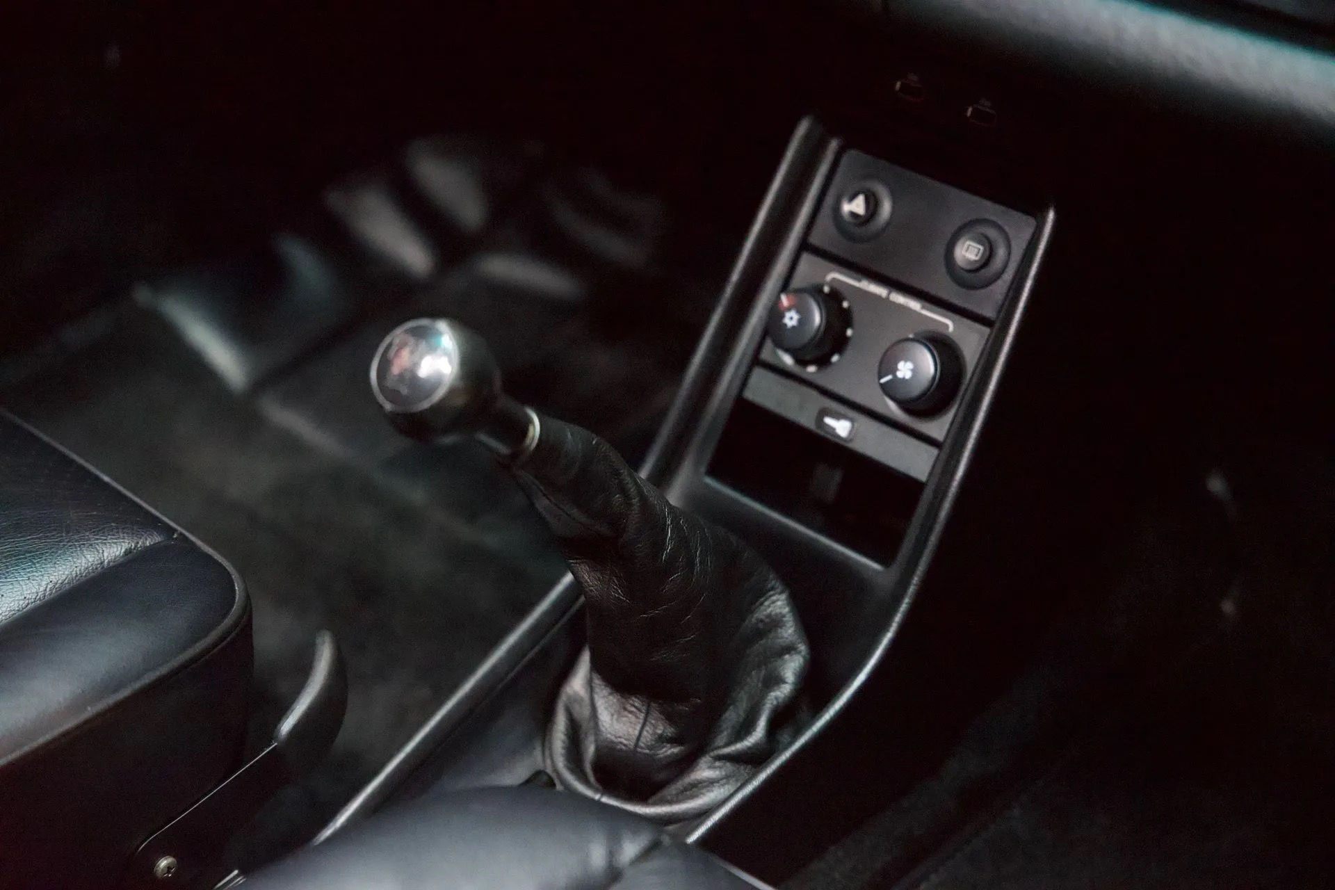
								911 (930) TURBO full									