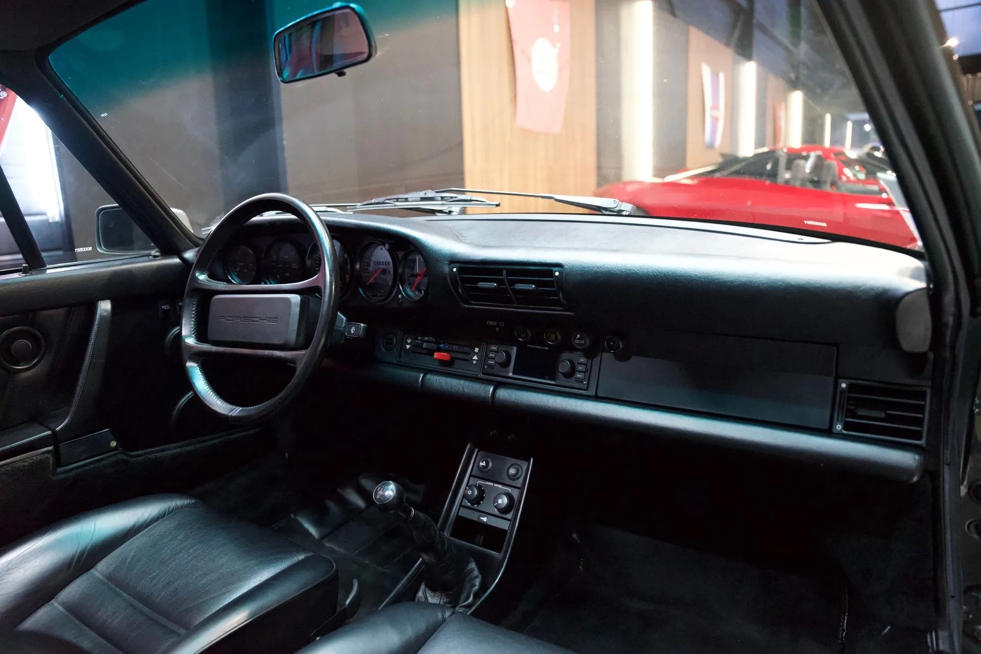 
								911 (930) TURBO full									