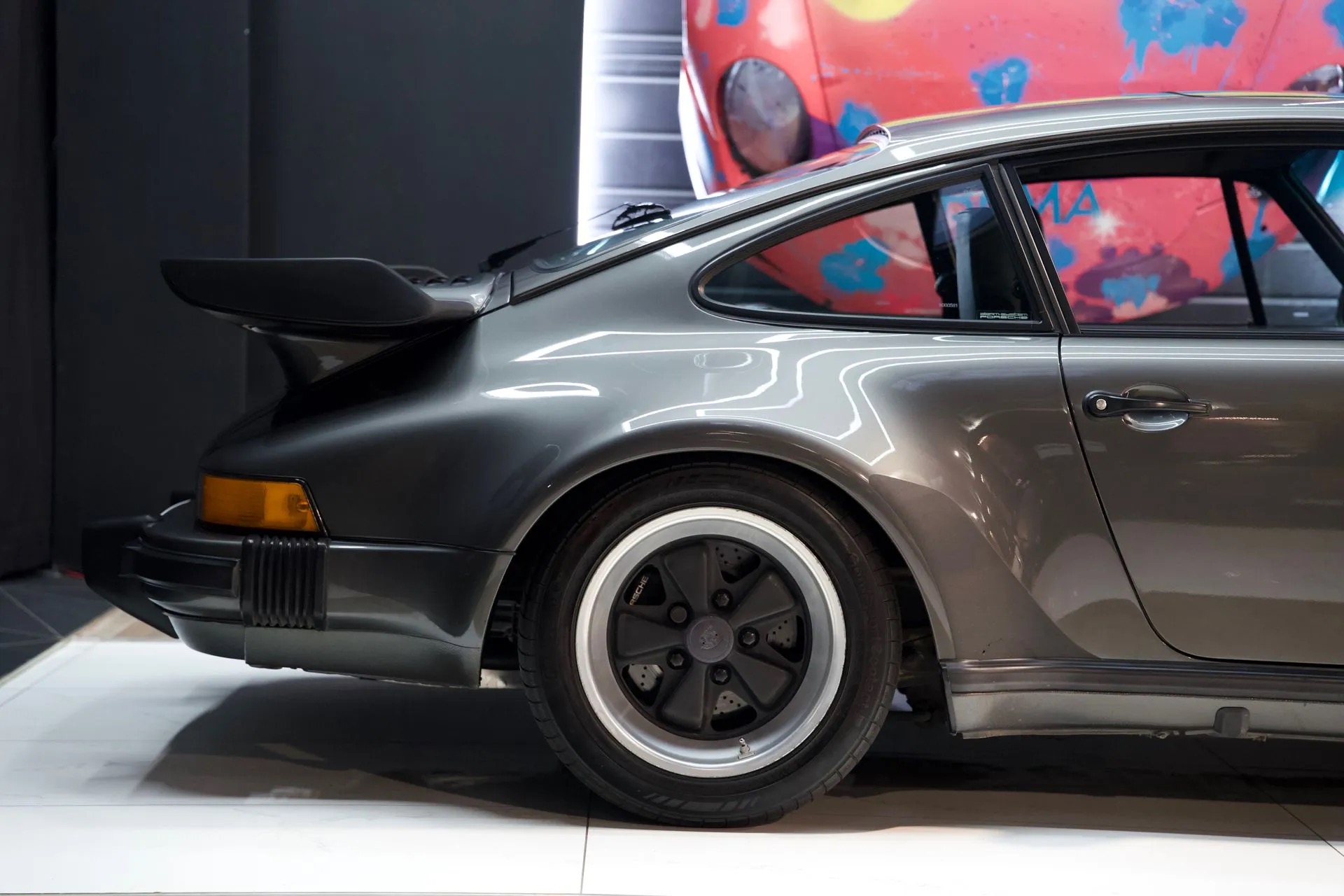 
								911 (930) TURBO full									
