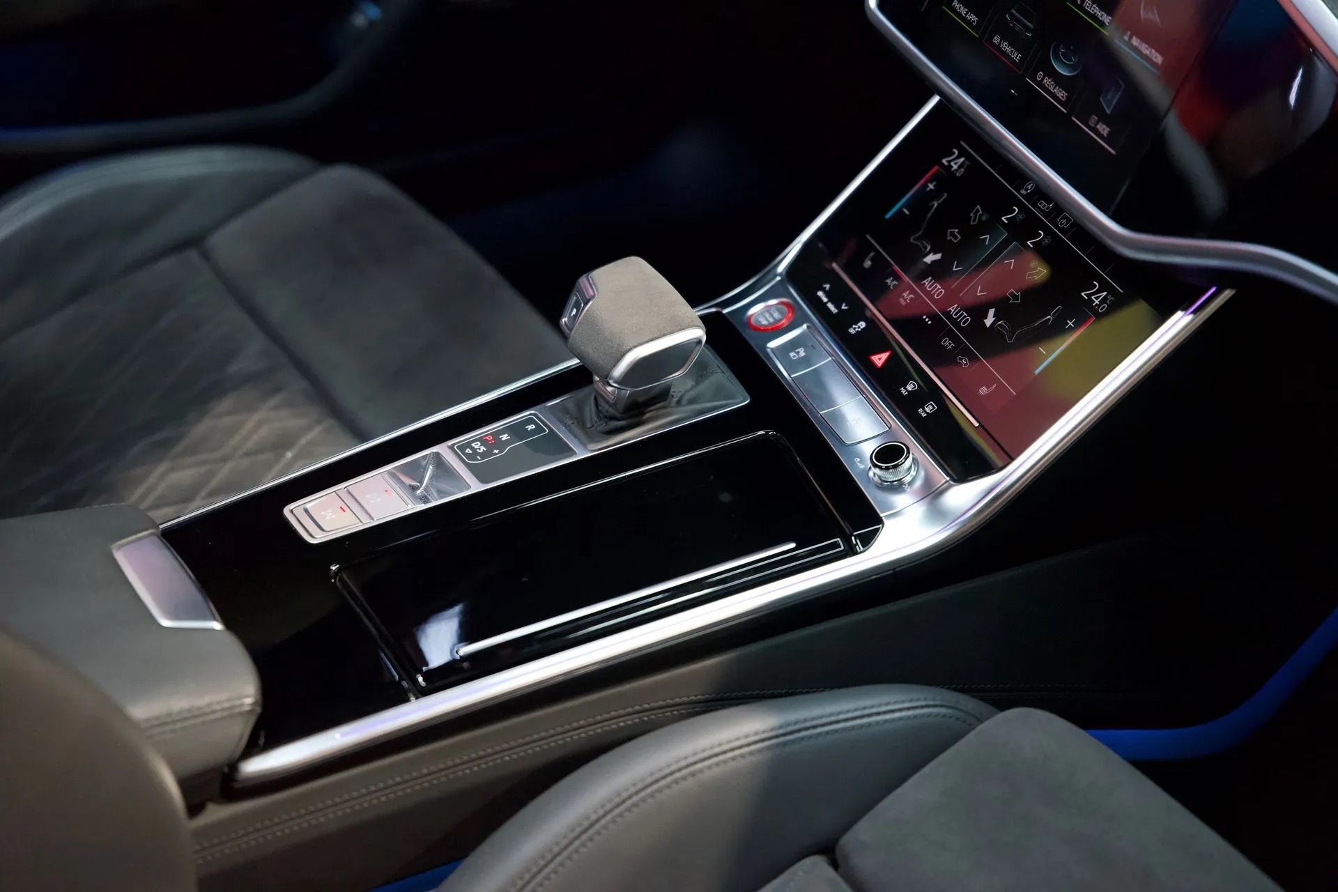 
								RS6 C8 AVANT full									